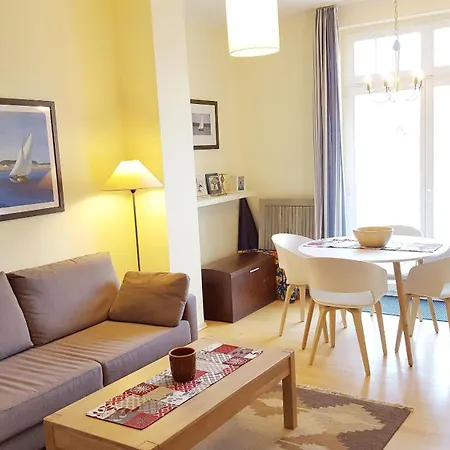 Apartment Parkblick - 01-08 Ostseebad Kühlungsborn